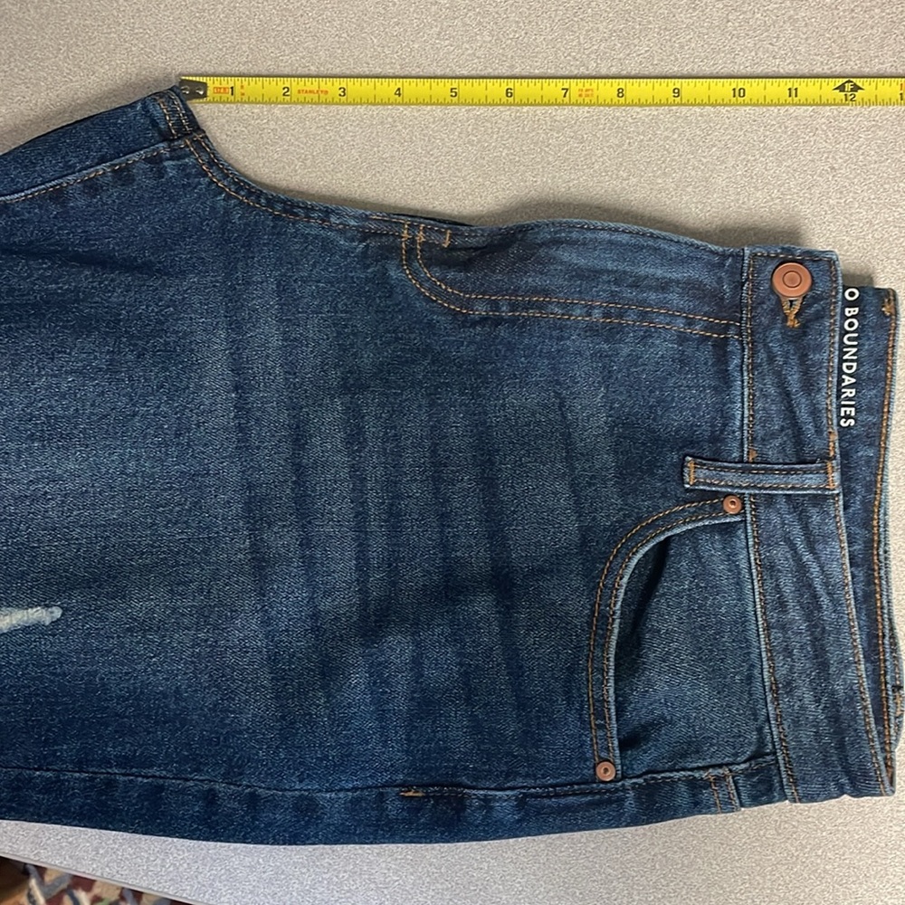 Dark wash distressed flare jeans - Picture 6 of 8